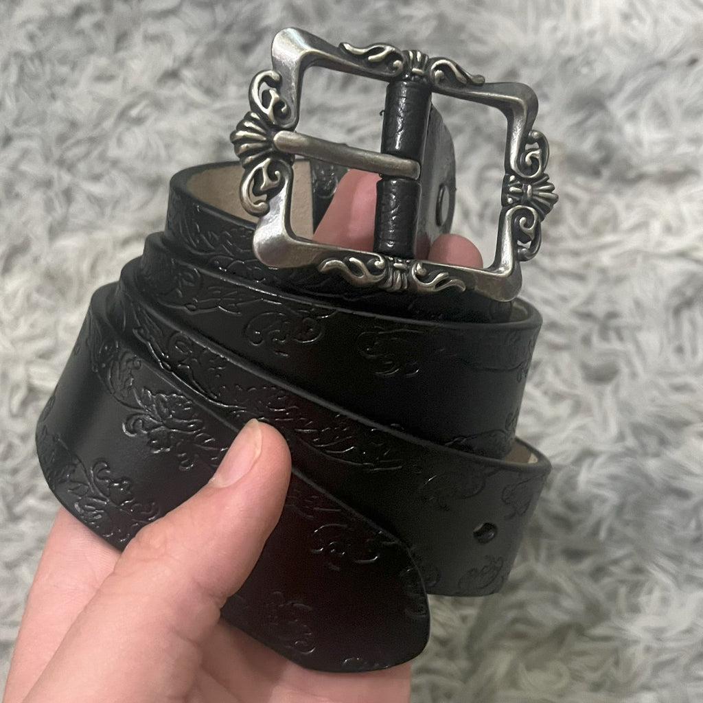 The Elegant Belt