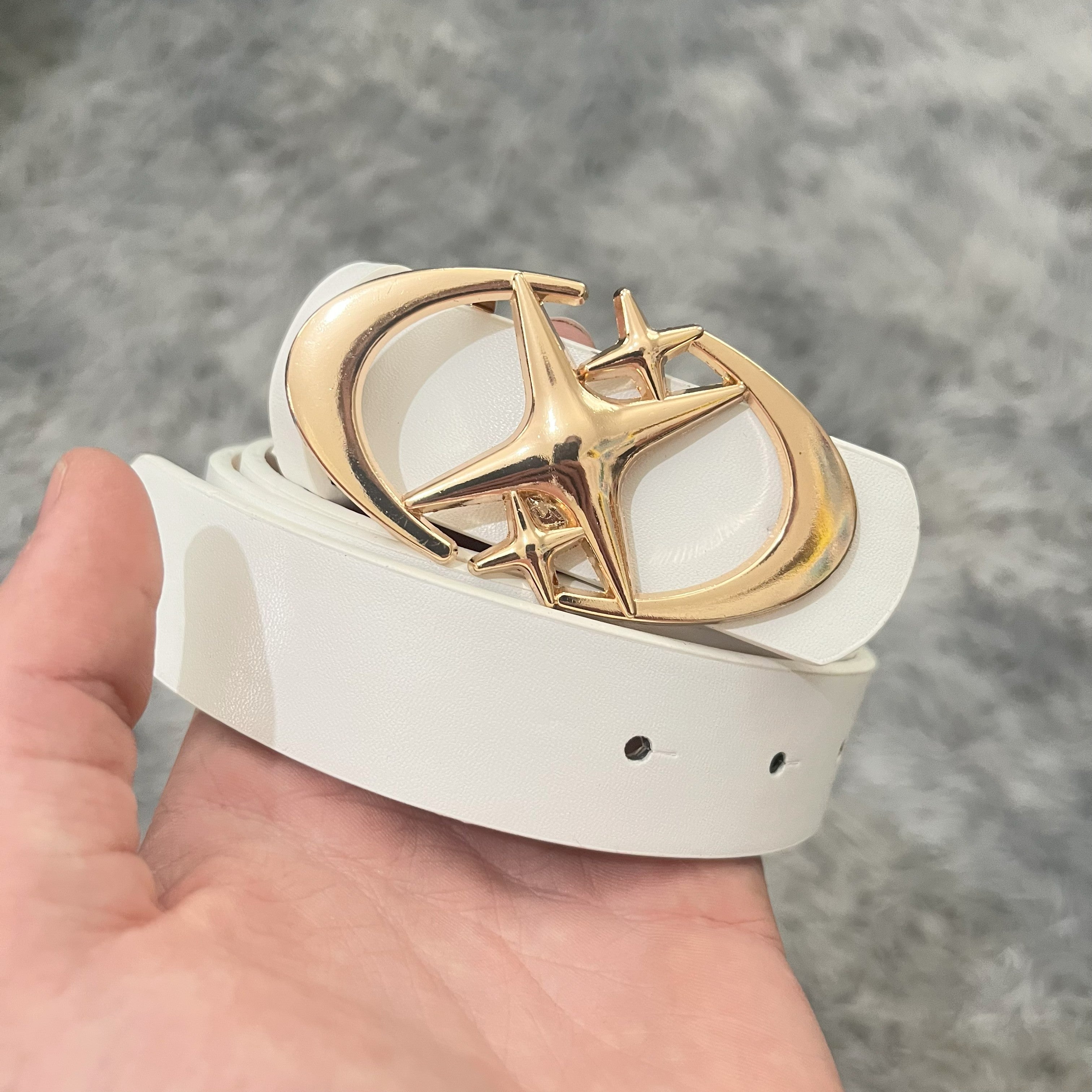 The Futuristic Belt V2