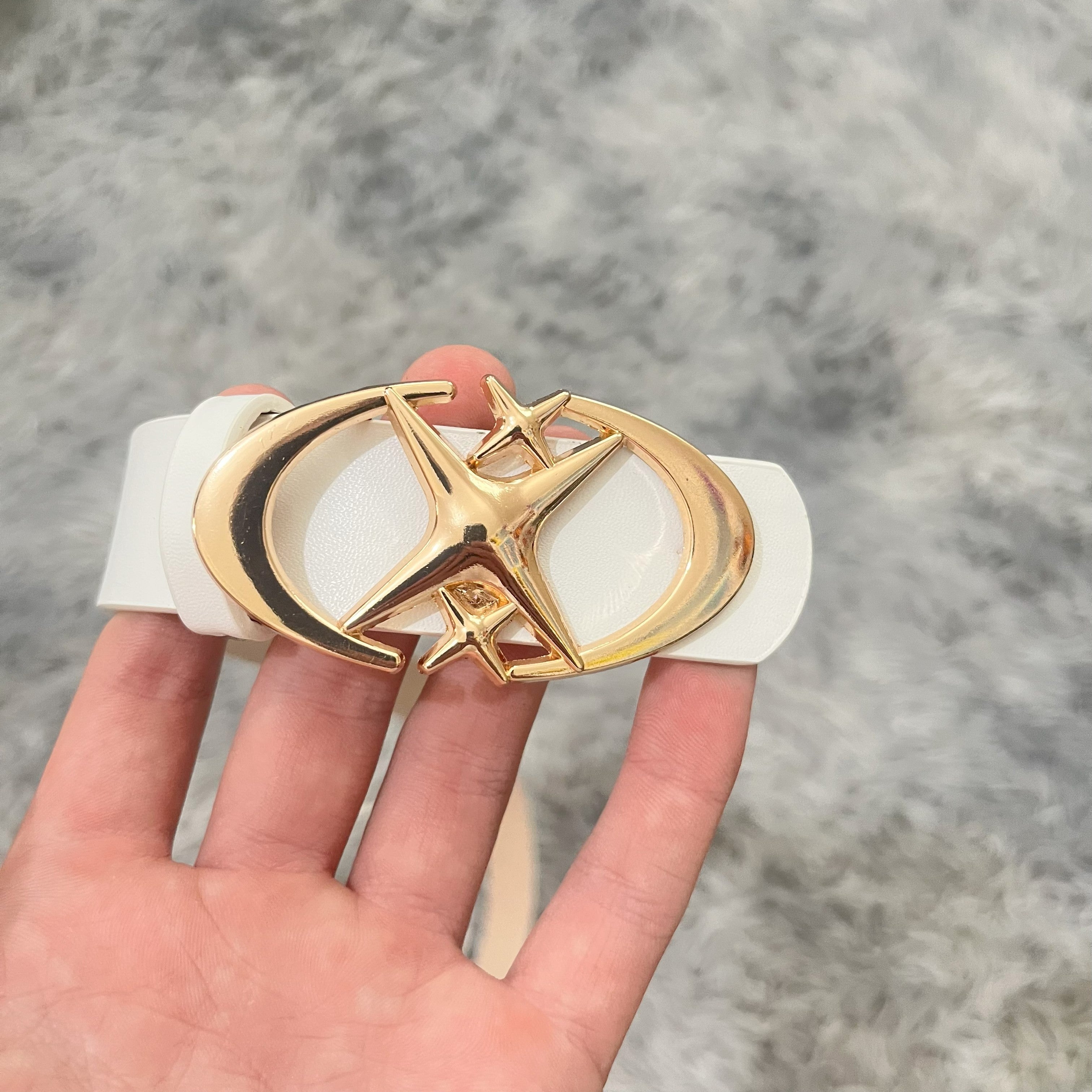 The Futuristic Belt V2